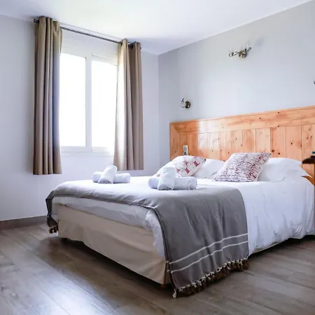 Welcoming Villas With Swimming Pool Near Saint-florent On Cap Corse